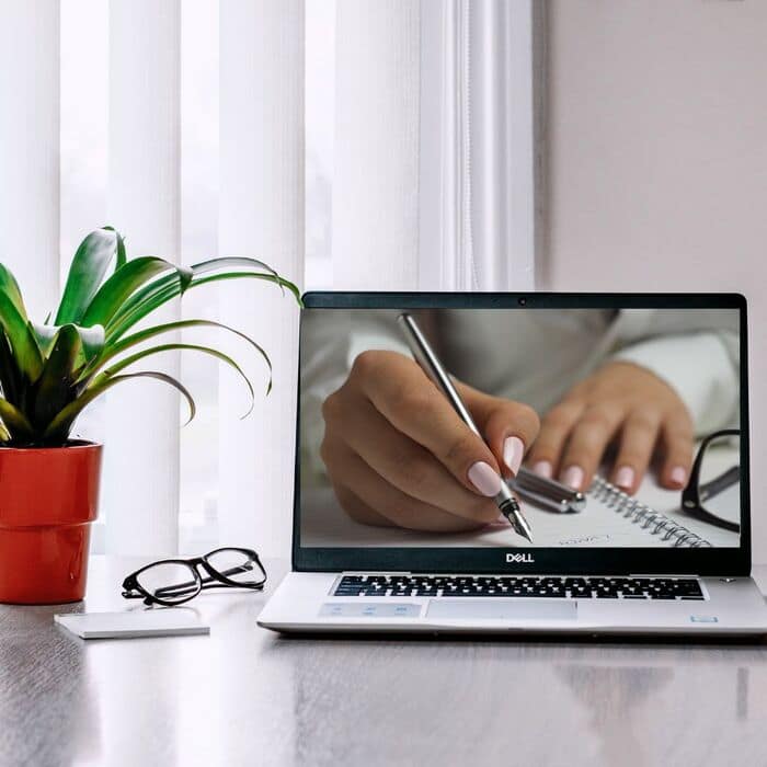 Rédaction de contenus à la demande